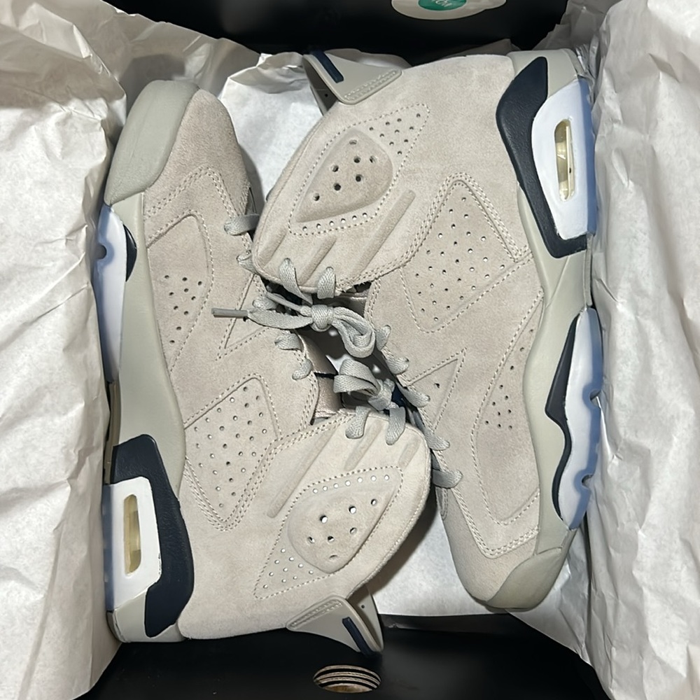Jordan 6 Retro - Georgetown. Men’s Sz. 9.